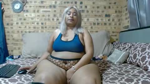 bootytwerkxxx online show from March 5, 2026, 2:51 am