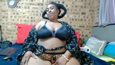 bootytwerkxxx online show from April 18, 2026, 9:57 am