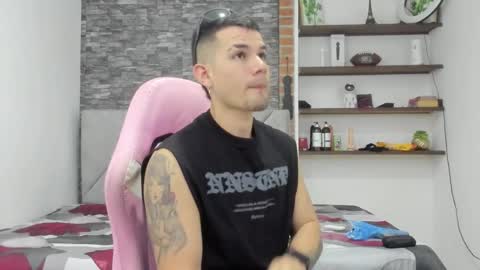 booyhott_ online show from February 14, 2026, 6:59 pm