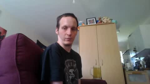 Snapshot of boredlul chatting on June 13, 2026, 10:35 am boredlul online show from June 13, 2026, 10:35 am