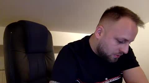 hugo online show from April 13, 2026, 6:02 pm