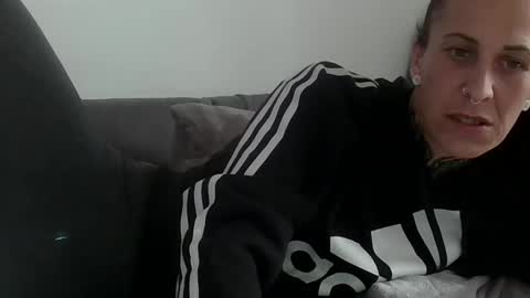 Bosslady99 online show from April 1, 2026, 2:14 pm