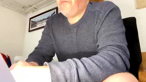 Snapshot of bostonirish45 chatting on November 6, 2025, 1:28 am bostonirish45 online show from November 6, 2025, 1:28 am