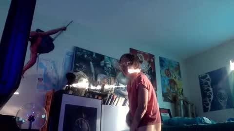 Bottomboo7 online show from January 8, 2026, 1:02 pm