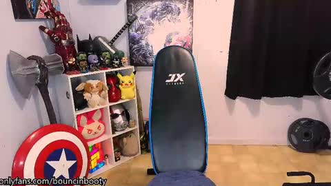 Snapshot of bouncinbooty chatting on February 26, 2025, 4:47 am Pumpkin Butt online show from February 26, 2025, 4:47 am