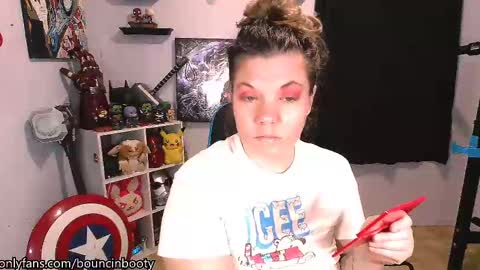 Snapshot of bouncinbooty chatting on March 9, 2025, 5:33 am Pumpkin Butt online show from March 9, 2025, 5:33 am