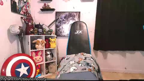 Snapshot of bouncinbooty chatting on March 11, 2025, 6:53 am Pumpkin Butt online show from March 11, 2025, 6:53 am