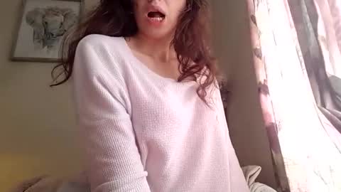 Snapshot of bouncyqueenmajesty chatting on January 28, 2025, 6:39 pm Bouncy Queen Majesty online show from January 28, 2025, 6:39 pm