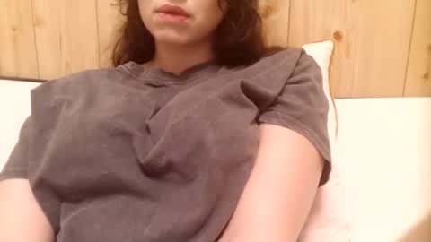 Snapshot of bouncyqueenmajesty chatting on September 15, 2025, 5:57 pm Bouncy Queen Majesty online show from September 15, 2025, 5:57 pm