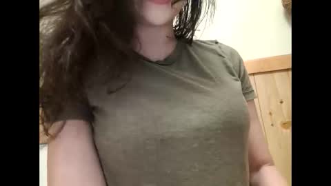 Snapshot of bouncyqueenmajesty chatting on September 30, 2025, 7:08 pm Bouncy Queen Majesty online show from September 30, 2025, 7:08 pm