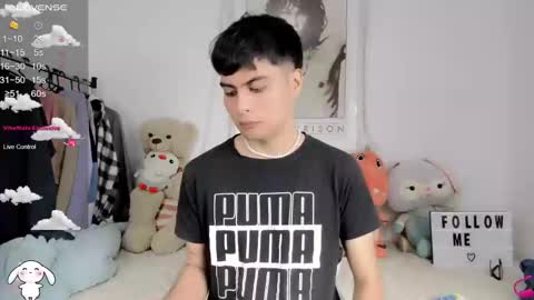 Aaron online show from February 21, 2025, 5:53 pm