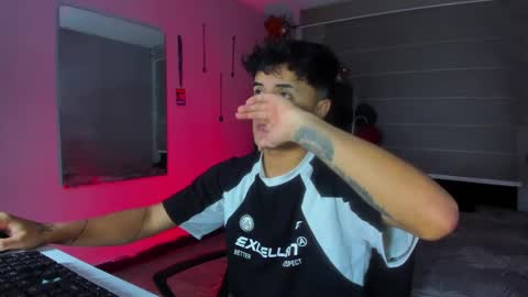 Snapshot of boy_nauthy chatting on January 13, 2025, 3:12 am boy_nauthy online show from January 13, 2025, 3:12 am