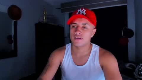 Snapshot of boy_nauthy chatting on March 4, 2025, 5:00 am boy_nauthy online show from March 4, 2025, 5:00 am