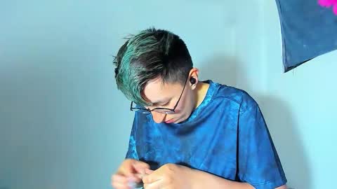 Snapshot of boy_trans chatting on December 15, 2025, 12:20 pm Edward ftm trans queerslave online show from December 15, 2025, 12:20 pm