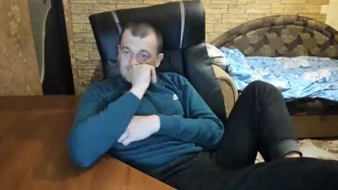 BoyApollon online show from March 17, 2026, 6:22 pm