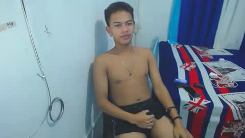 boyax16 online show from December 29, 2024, 4:08 pm