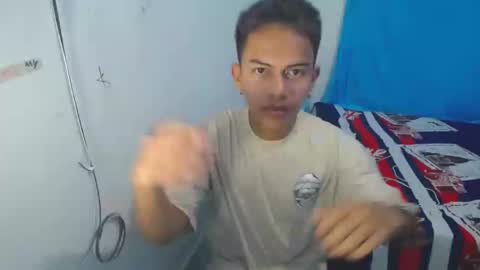 boyax16 online show from December 30, 2024, 9:16 am