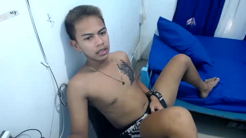 boyax16 online show from January 6, 2025, 6:14 am