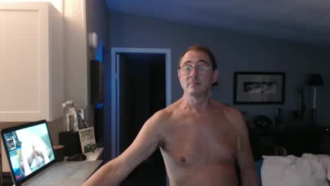Snapshot of boysluvdaddy chatting on December 15, 2024, 11:53 pm mr bill sir online show from December 15, 2024, 11:53 pm