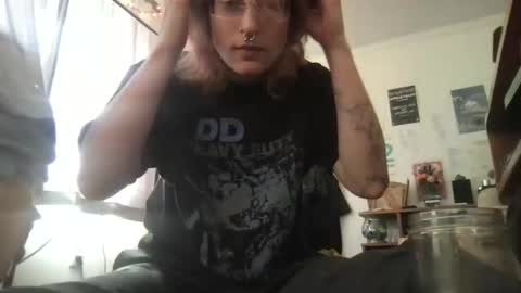 Snapshot of boywithbug chatting on February 24, 2025, 7:30 pm boywithbug online show from February 24, 2025, 7:30 pm