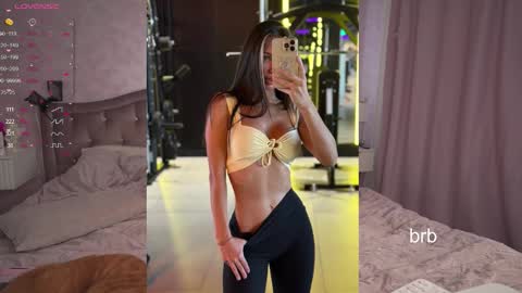 Snapshot of brabuss_ chatting on March 22, 2026, 4:16 am Lana online show from March 22, 2026, 4:16 am