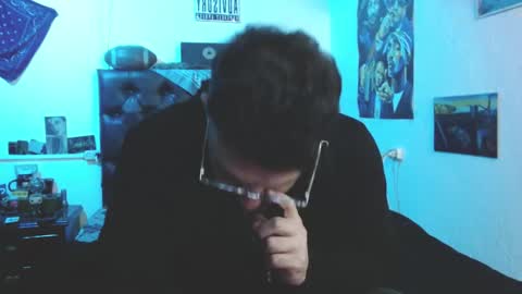 brad hot boy online show from February 20, 2026, 3:14 am