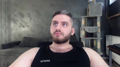 Snapshot of brad_pittfall chatting on December 9, 2024, 11:04 am ask me online show from December 9, 2024, 11:04 am