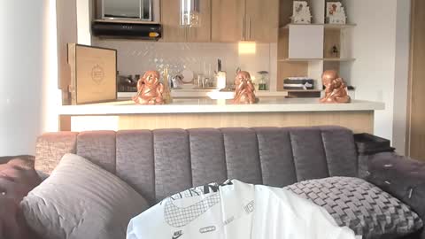 bradleymartin7 online show from January 23, 2025, 10:11 pm