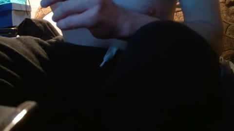 brads1987 online show from October 26, 2025, 8:09 am