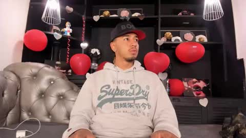 Snapshot of brand_collins chatting on February 15, 2026, 11:52 am Brand online show from February 15, 2026, 11:52 am