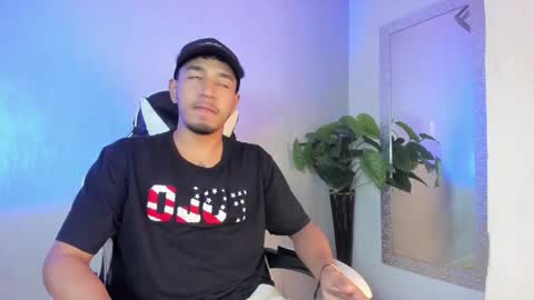 Snapshot of brand_collins chatting on February 22, 2026, 12:47 pm Brand online show from February 22, 2026, 12:47 pm