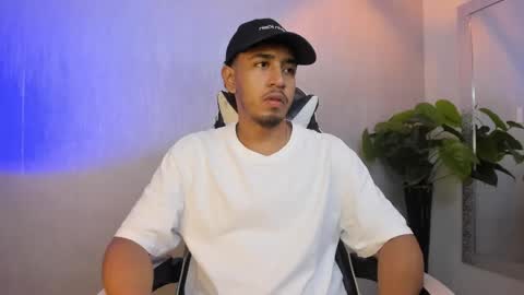 Snapshot of brand_collins chatting on February 24, 2026, 11:30 am Brand online show from February 24, 2026, 11:30 am