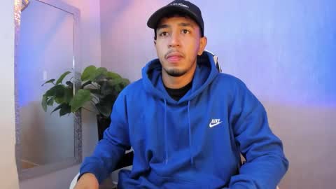 Snapshot of brand_collins chatting on March 1, 2026, 11:23 am Brand online show from March 1, 2026, 11:23 am