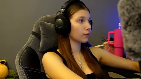 Alice online show from December 20, 2025, 3:41 pm