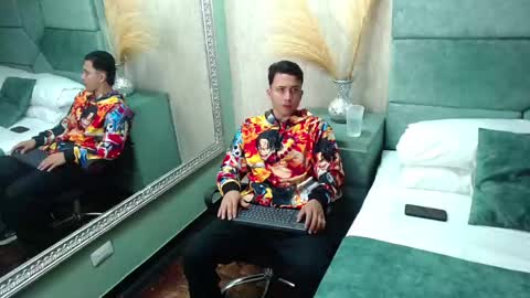 Snapshot of brandoncolee chatting on February 1, 2025, 12:16 pm BrandonCole online show from February 1, 2025, 12:16 pm