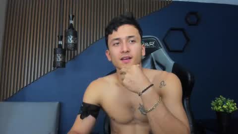 Snapshot of brandoncolee chatting on February 5, 2025, 4:14 pm BrandonCole online show from February 5, 2025, 4:14 pm