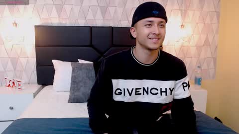 Snapshot of brandoncolee chatting on February 26, 2025, 12:25 pm BrandonCole online show from February 26, 2025, 12:25 pm