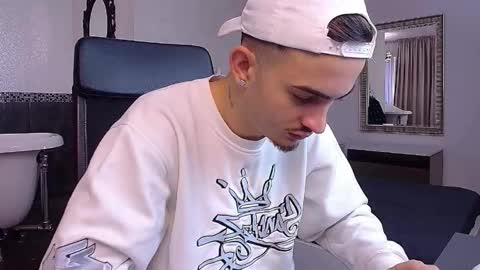 BrandonTateX online show from November 14, 2025, 8:13 am