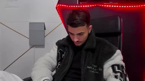 Snapshot of brandontatex chatting on February 11, 2026, 7:13 am BrandonTateX online show from February 11, 2026, 7:13 am