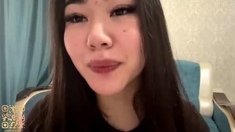 Snapshot of brandysveum chatting on October 31, 2025, 7:20 am Aypril   online show from October 31, 2025, 7:20 am