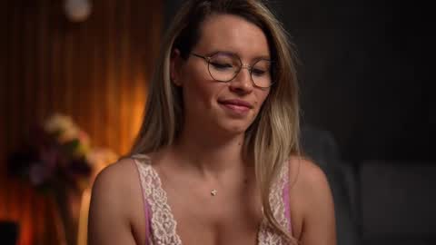 Alex online show from February 14, 2025, 4:47 am