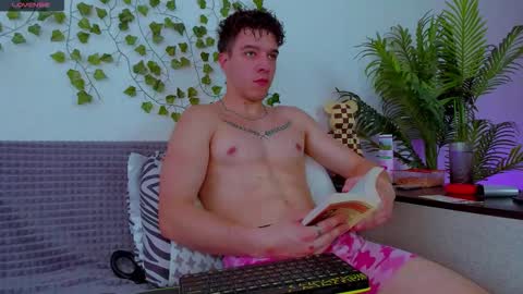 Johny Bravo online show from October 1, 2025, 9:15 am