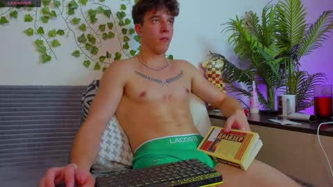 Johny Bravo online show from October 6, 2025, 6:38 pm