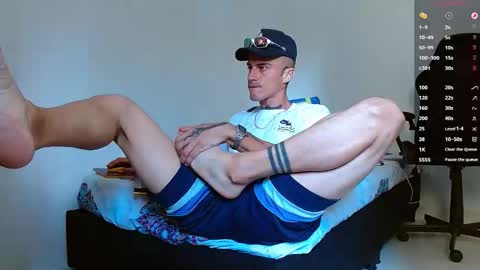 Snapshot of bray_hotboy chatting on September 26, 2025, 3:05 pm Bray Hotboy online show from September 26, 2025, 3:05 pm