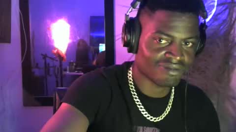 brayan1111x online show from December 3, 2025, 10:41 pm