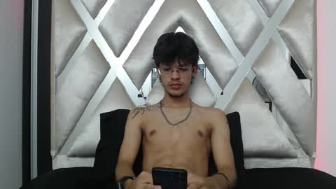 Snapshot of brayan_oconer08 chatting on November 17, 2025, 5:46 am brayan_oconer08 online show from November 17, 2025, 5:46 am