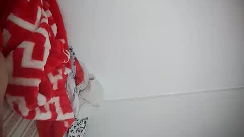 brazillllondonn online show from September 23, 2025, 9:01 am