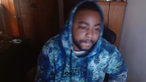 Snapshot of breadw1nnah chatting on December 9, 2024, 4:15 pm Breadw1nnah online show from December 9, 2024, 4:15 pm