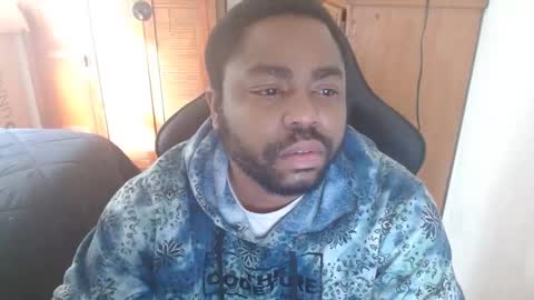 Snapshot of breadw1nnah chatting on February 9, 2025, 4:50 pm Breadw1nnah online show from February 9, 2025, 4:50 pm