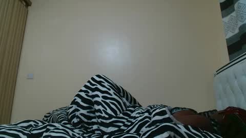 bree_beauty online show from April 12, 2026, 10:15 pm